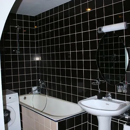 Old Town 2 Bedroom Apartment, Sauna *